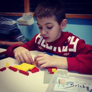 Alunno primaria brick mattoncini didattica